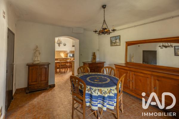 Maison à vendre 7 pièces 138,22 m² Arles