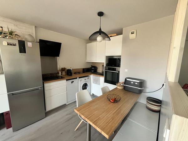 A LOUER T2 MEUBLE Sainte luce sur loire A LOUER T2 MEUBLE Sainte luce sur loire