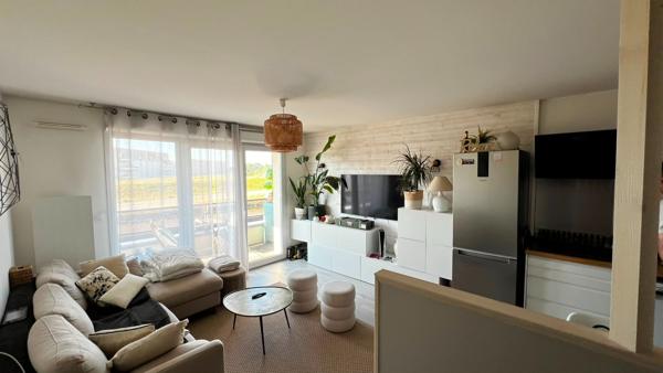 A LOUER T2 MEUBLE Sainte luce sur loire A LOUER T2 MEUBLE Sainte luce sur loire