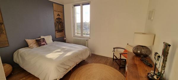 Maison de ville familiale de 171 m² - Quartier des Écoles - Jardin clos en coeur de ville Blois 8 pièce(s) 171 m2