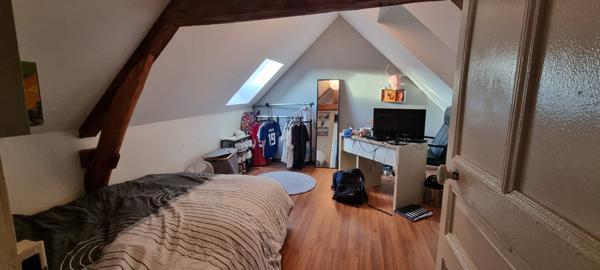 Maison de ville familiale de 171 m² - Quartier des Écoles - Jardin clos en coeur de ville Blois 8 pièce(s) 171 m2