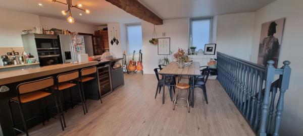 Maison de ville familiale de 171 m² - Quartier des Écoles - Jardin clos en coeur de ville Blois 8 pièce(s) 171 m2