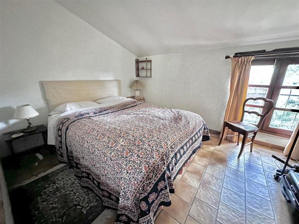 Maison pierre  46000 Cahors 6 pièces - piscine