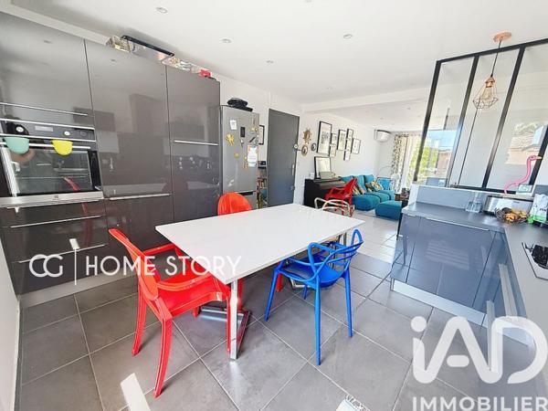 Appartement à vendre 4 pièces 83 m² Sanary-sur-Mer