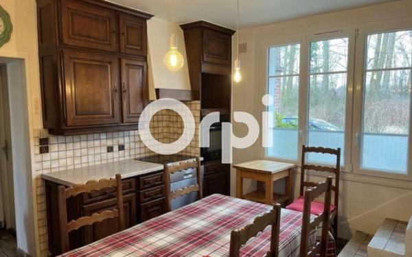 Maison à vendre    2 pièces •  La Fère