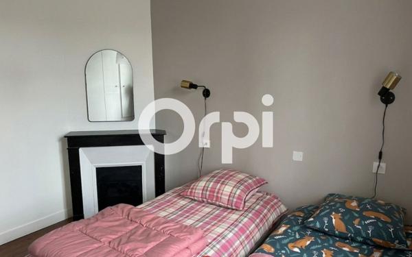 Maison à vendre    2 pièces •  La Fère