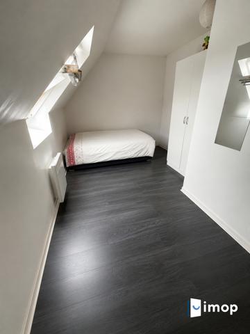 À 10 min du RER Le Blanc-Mesnil SUD, maison 5 pièces lumineuse avec sous-sol total et garage