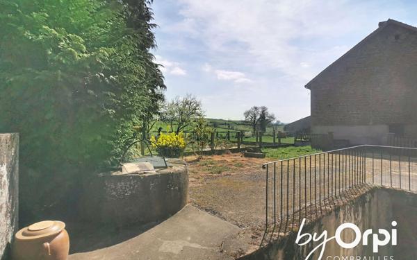 Maison à vendre    5 pièces •  La Crouzille