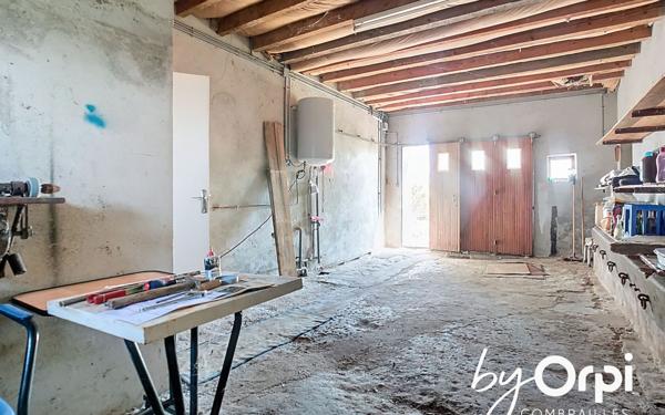 Maison à vendre    5 pièces •  La Crouzille