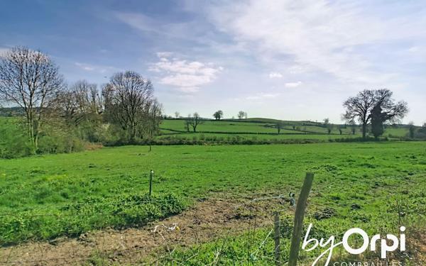 Maison à vendre    5 pièces •  La Crouzille