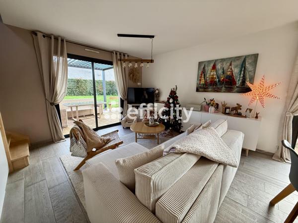 Maison 6 pièces - 113 m² Exclusivité efficity