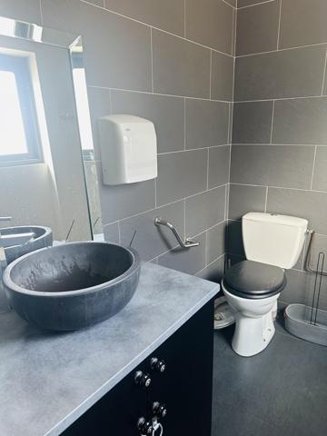 Local Commercial 1 pièce - 75 m² Exclusivité efficity