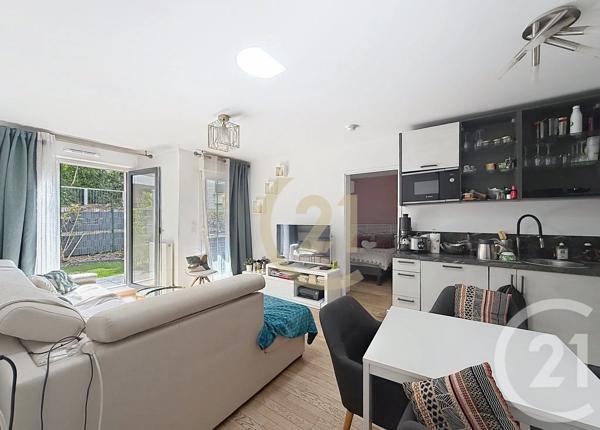 Appartement F2 à vendre  2 pièces - 42,44 m 2   HOUILLES  - 78