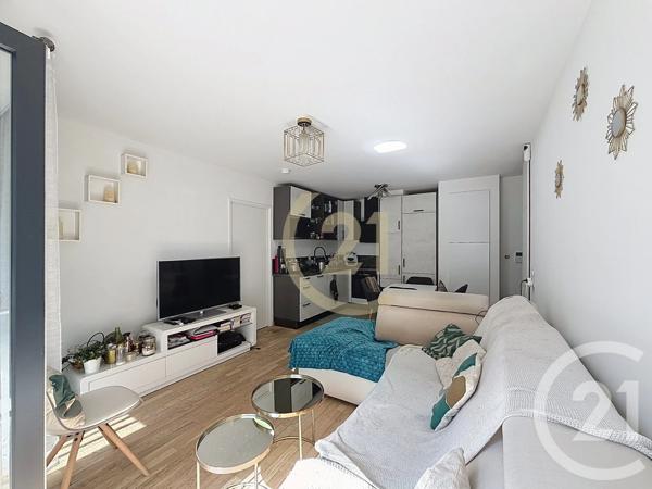 Appartement F2 à vendre  2 pièces - 42,44 m 2   HOUILLES  - 78