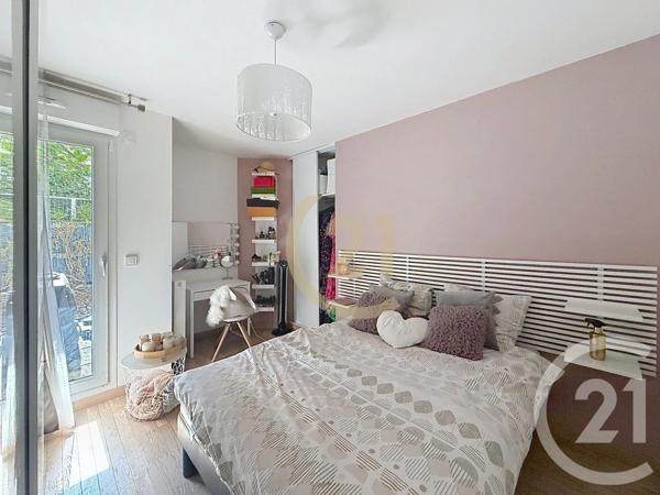 Appartement F2 à vendre  2 pièces - 42,44 m 2   HOUILLES  - 78
