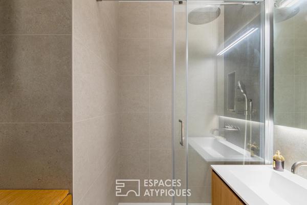 Loft contemporain avec véranda et jardin