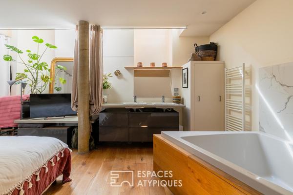 Loft contemporain avec véranda et jardin
