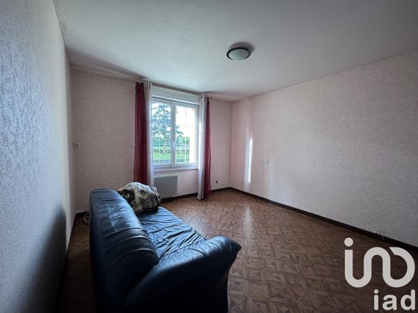 Maison 9 pièces de 187 m² à Xanton-Chassenon (85240)