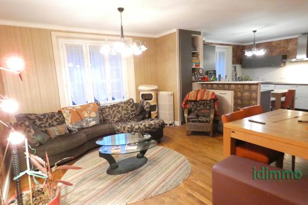 AURILLAC BELLE ET GRANDE MAISON 191 M2 Aurillac (15000)