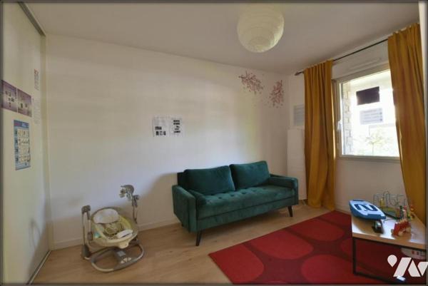 APPARTEMENT T2 PLAIN PIED TERRASSE GARAGE LE RHEU CENTRE