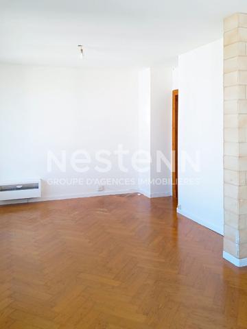 À vendre à Longjumeau : En centre ville, Appartement lumineux de 3 pièces à Longjumeau - balcon -parking - rangements