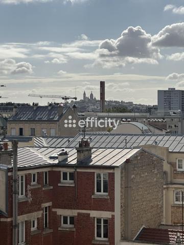 Appartement
         2 pièces
        - 42 m² 323 000 € *