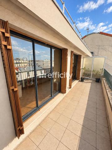 Appartement
         2 pièces
        - 42 m² 323 000 € *