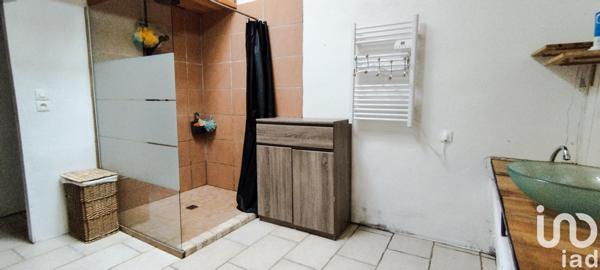 House for sale 3 rooms 116 m² Néré