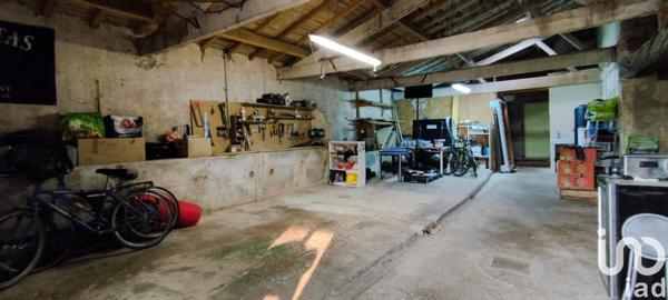 House for sale 3 rooms 116 m² Néré