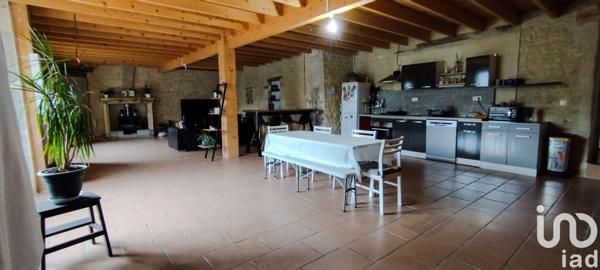 House for sale 3 rooms 116 m² Néré