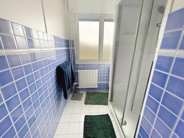 À vendre – Appartement F3 de 65 m² avec balcon et cave – Proche commodités