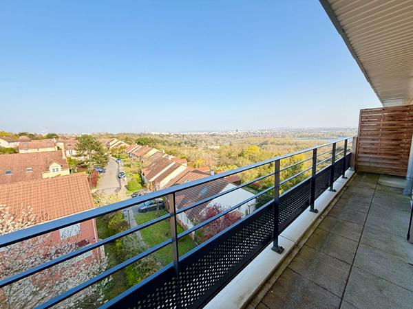 Appartement Cergy 3 pièce(s) 53.02 m2 244 000 € ** - Référence 2280