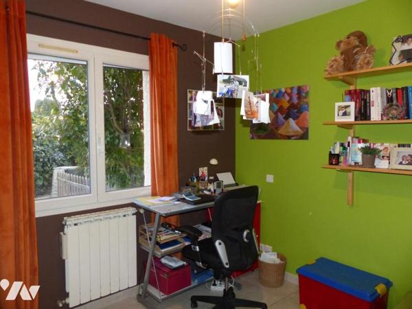 A VENDRE VILLA T5 AVEC PISCINE SUR GALLARGUES LE MONTUEUX