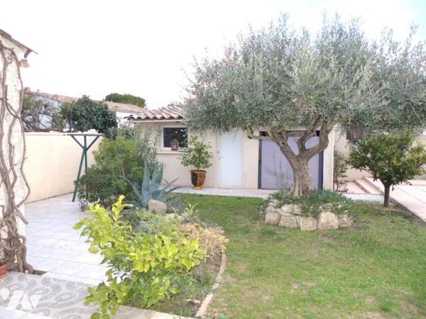 A VENDRE VILLA T5 AVEC PISCINE SUR GALLARGUES LE MONTUEUX