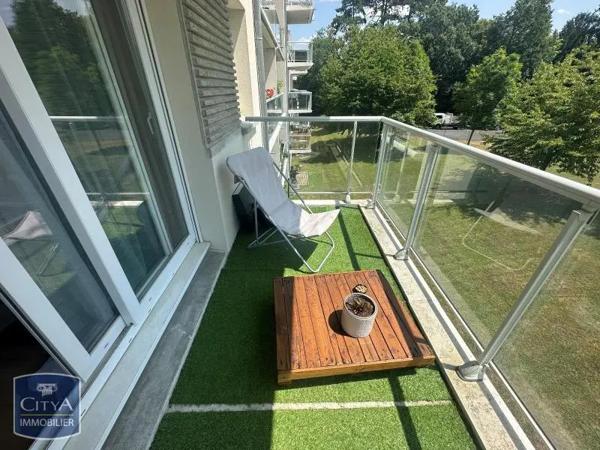 Appartement à louer 2 pièces 36.6m² Tours (37100)