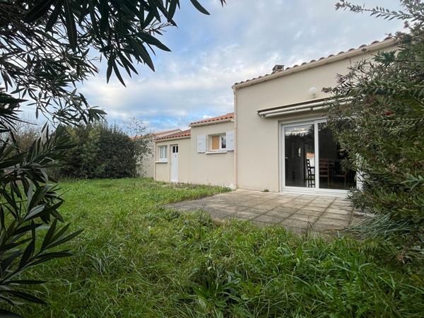 Maison à proximité immédiate du port de La Cotinière,