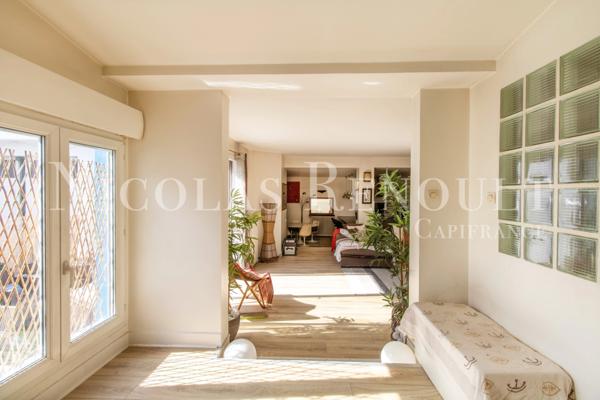 Local d'activités proche centre-ville 176m2