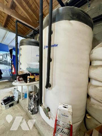 A VENDRE GITE, CHAMBRES D'HOTES ET MAISON A LAJO 48120