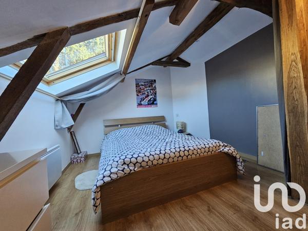 Maison de village 6 pièces de 145 m² à Latronquière (46210)