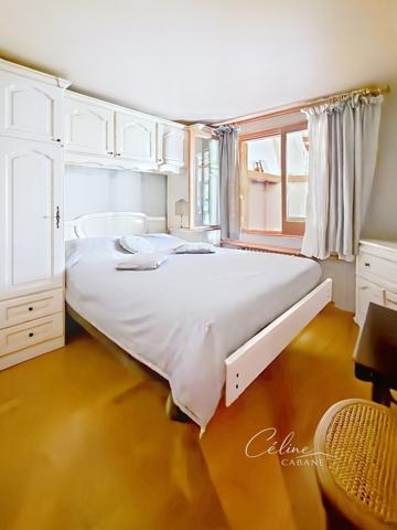 Maison
         4 pièces
        - 130 m² Exclusivité 353 700 € *