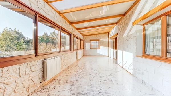 Maison
         4 pièces
        - 130 m² Exclusivité 353 700 € *