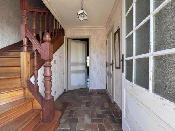 Maison 144 m² – 3 niveaux – Grand potentiel – Quimper (10 min centre) – Terrain 619 m²