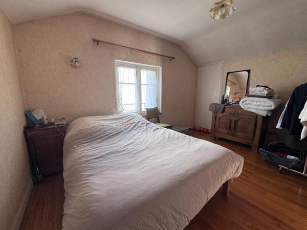 Maison 144 m² – 3 niveaux – Grand potentiel – Quimper (10 min centre) – Terrain 619 m²