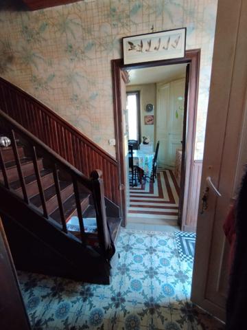 Maison 2 chambres 113m² avec plusieurs dépendances - Lucé