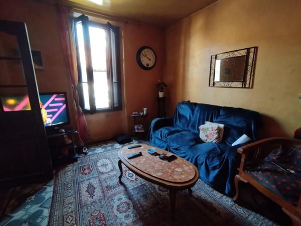 Maison 2 chambres 113m² avec plusieurs dépendances - Lucé