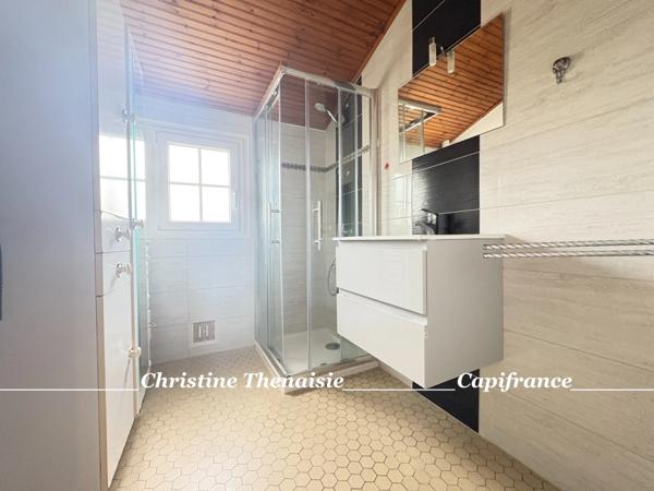 Maison à vendre 4 chambres dont 2 de plain-pied + 2 salles d'eau + 2 wc + Garage - Terrain piscinable SAINT HILAIRE DE RIEZ (85)