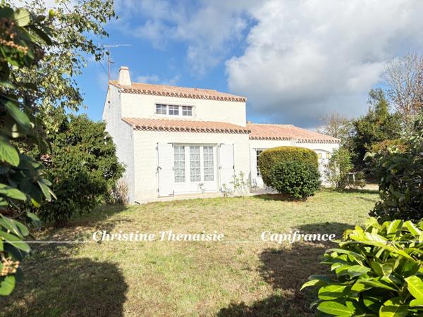 Maison à vendre 4 chambres dont 2 de plain-pied + 2 salles d'eau + 2 wc + Garage - Terrain piscinable SAINT HILAIRE DE RIEZ (85)