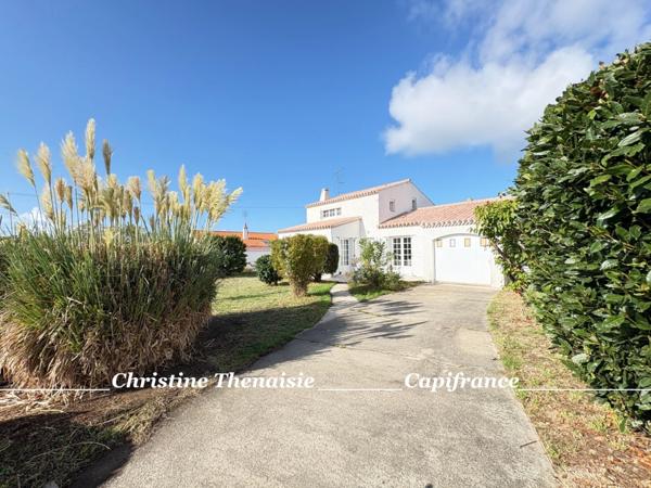 Maison à vendre 4 chambres dont 2 de plain-pied + 2 salles d'eau + 2 wc + Garage - Terrain piscinable SAINT HILAIRE DE RIEZ (85)