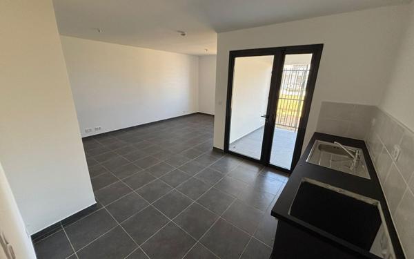 Appartement à louer    1 pièce •  Cayenne