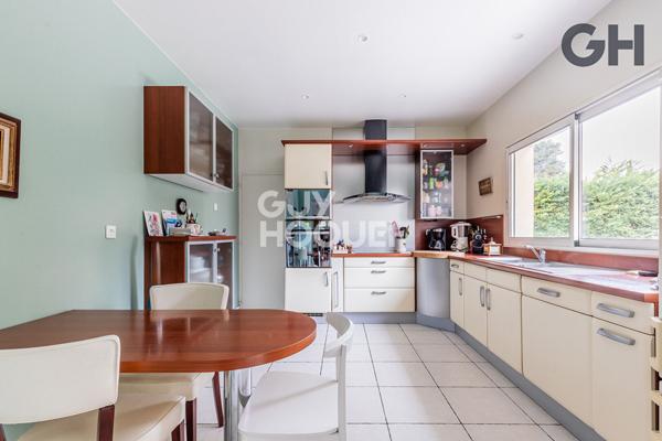 CHARMANTE MAISON DE PLAIN-PIED DE 5 PIECES (153.51 m²) À SOISY-SUR-SEINE